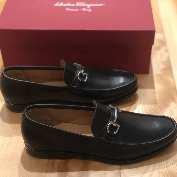 Ferragamo Leather Loafer main image 5